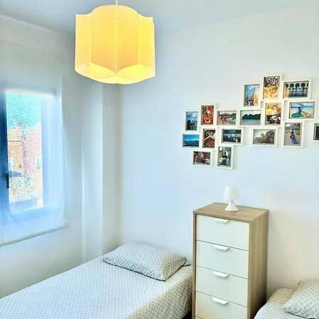 Hoteltype Penthouse 2 Beds, Parking, Wifi & Pool Stunning Views * 데니아