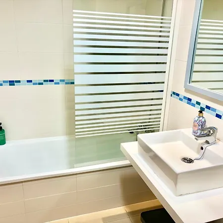 Hoteltype Penthouse 2 Beds, Parking, Wifi & Pool Stunning Views 아파트 *