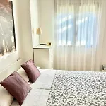 Апартаменты Hoteltype Penthouse 2 Beds, Parking, Wifi & Pool Stunning Views