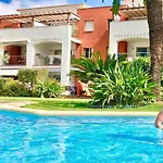 Hoteltype Penthouse 2 Beds, Parking, Wifi & Pool Stunning Views * Дения