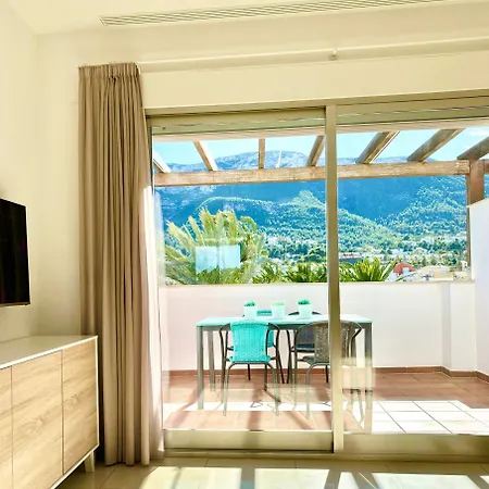 Appartamento Hoteltype Penthouse 2 Beds, Parking, Wifi & Pool Stunning Views