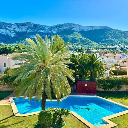 Appartamento Hoteltype Penthouse 2 Beds, Parking, Wifi & Pool Stunning Views *
