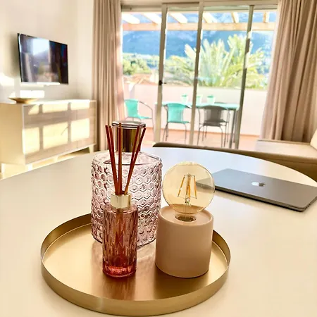 Hoteltype Penthouse 2 Beds, Parking, Wifi & Pool Stunning Views * Denia