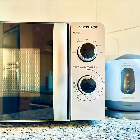 Hoteltype Penthouse 2 Beds, Parking, Wifi & Pool Stunning Views *