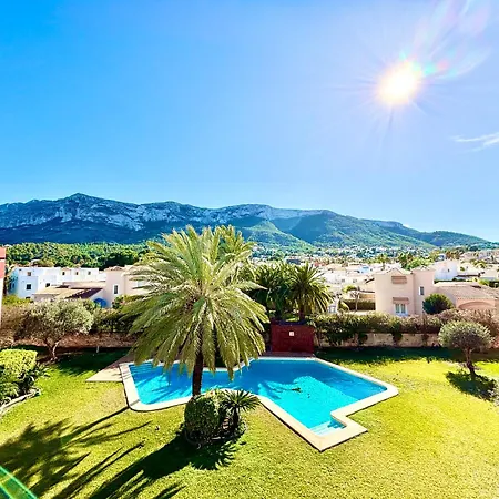 Hoteltype Penthouse 2 Beds, Parking, Wifi & Pool Stunning Views Апартаменти Денія