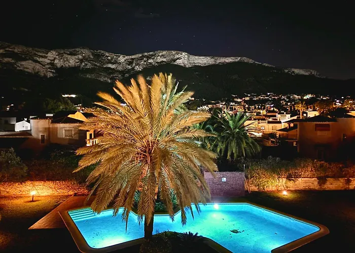 公寓 Hoteltype Penthouse 2 Beds, Parking, Wifi & Pool Stunning Views 德尼亚