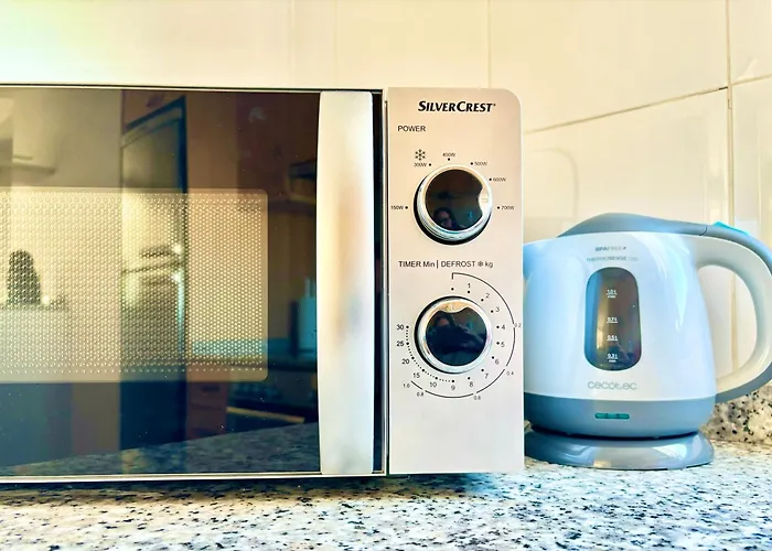 Hoteltype Penthouse 2 Beds, Parking, Wifi & Pool Stunning Views *