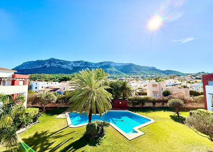 Hoteltype Penthouse 2 Beds, Parking, Wifi & Pool Stunning Views アパート デニア