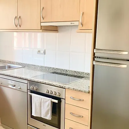 Hoteltype Penthouse 2 Beds, Parking, Wifi & Pool Stunning Views דירה