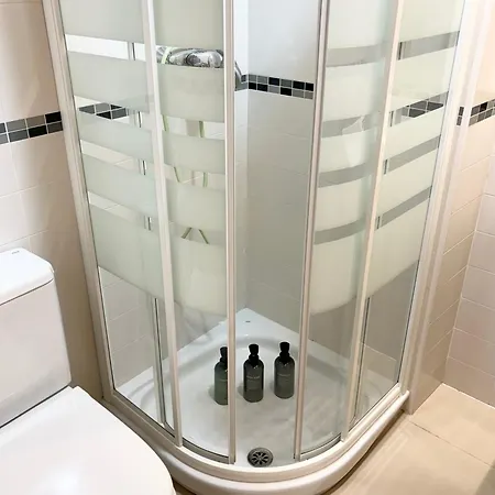 דירה Hoteltype Penthouse 2 Beds, Parking, Wifi & Pool Stunning Views *