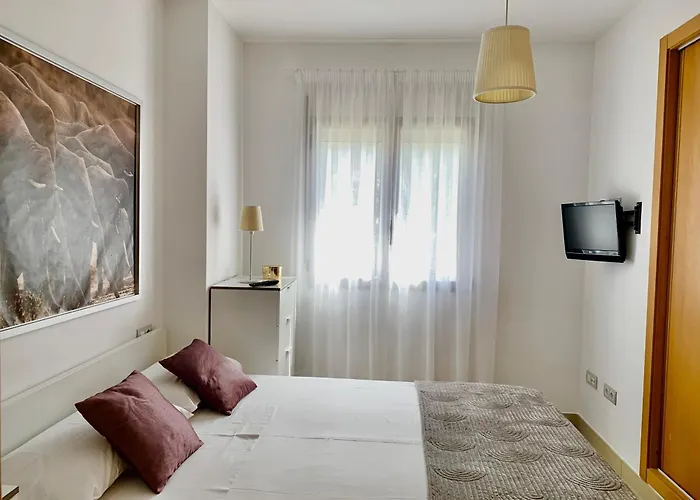 Hoteltype Penthouse 2 Beds, Parking, Wifi & Pool Stunning Views Apartment